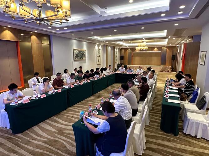 2025年广东省物业管理行业协会汕头市会员单位交流座谈会成功召开